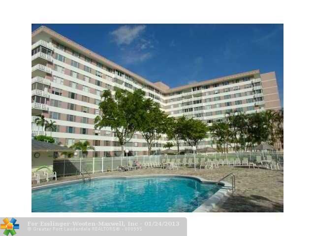 4350 Hillcrest Dr # 917, Hollywood, FL 33021