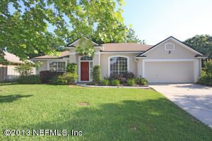 320 Island View Cir, Orange Park, FL 32073