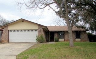 229 Rosebud St, Boerne, TX 78006