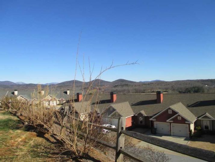 Unit D 101 - 323 Summit View, Dahlonega, GA 30533