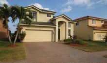 118 Sarona Cir West Palm Beach, FL 33411