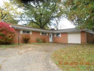 3832 Tanbark Drive, Belleville, IL 62226