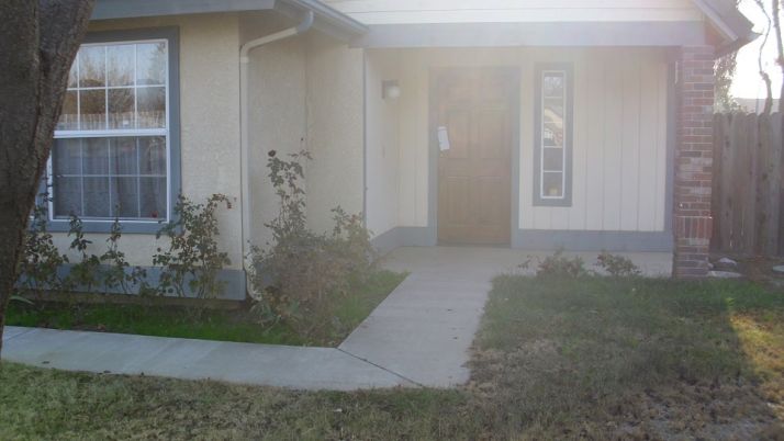 789 Wildwood, Lemoore, CA 93245