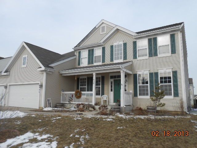 2441 Chopin Ln, Woodstock, IL 60098