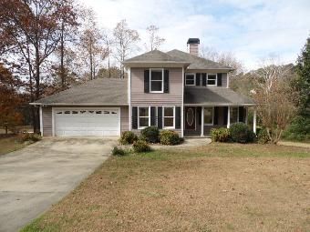 401 Post Circle Rd, Cleveland, GA 30528