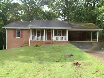 1208 Sunset Dr. SE, Winder, GA 30680