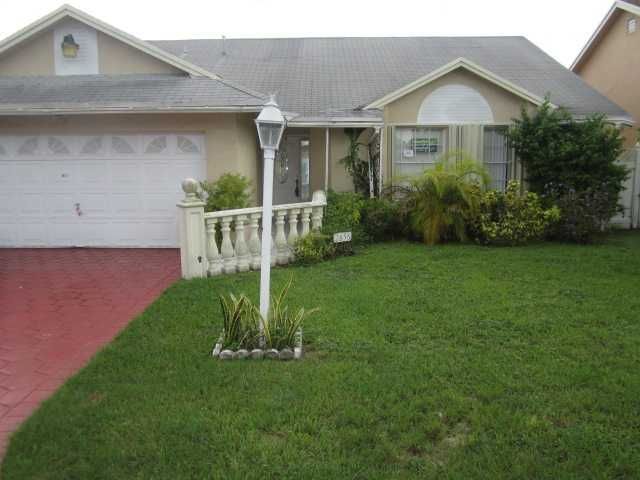 7856 NW 192 ST, Hialeah, FL 33015