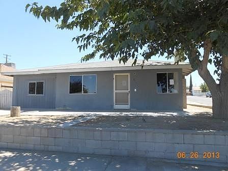 Woodrow St, Springville, CA 93265