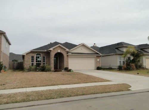 5027 Gulf Stream L, Bacliff, TX 77518