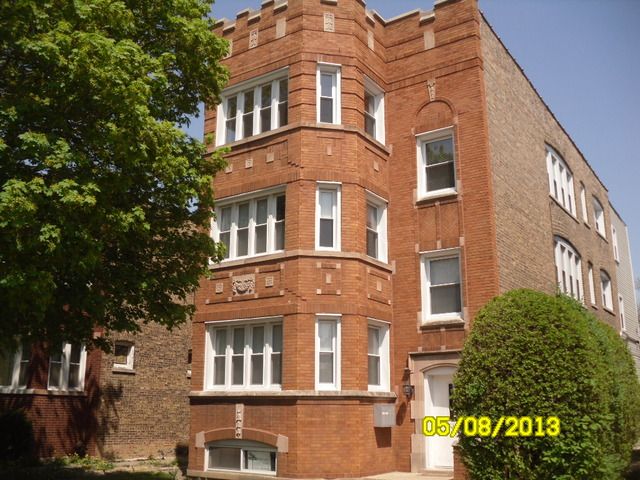 6609 S Whipple St Apt 3, Chicago, IL 60629