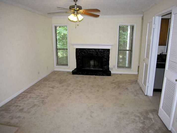 Unit 6j - 9400 Roberts Drive, Atlanta, GA 30350