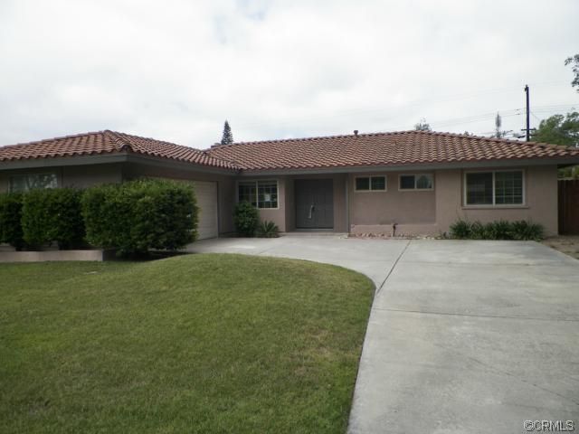 1453 N Ukiah Way, Upland, CA 91786