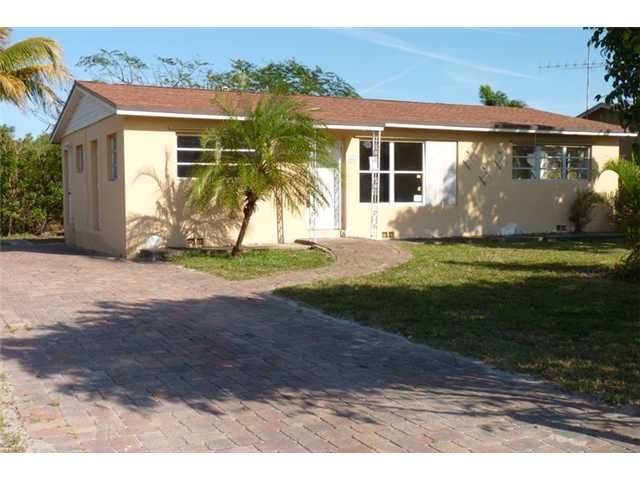 3842 Davis Rd, Lake Worth, FL 33461