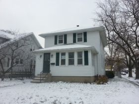 634 S 27th St, South Bend, IN 46615