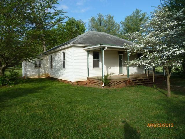 108 Rocky Rd, Rustburg, VA 24588