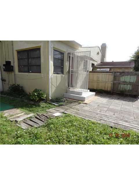 2221 SW 19 TE, Miami, FL 33145