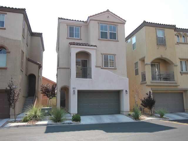 9570 Summer Furnace Street, Las Vegas, NV 89178