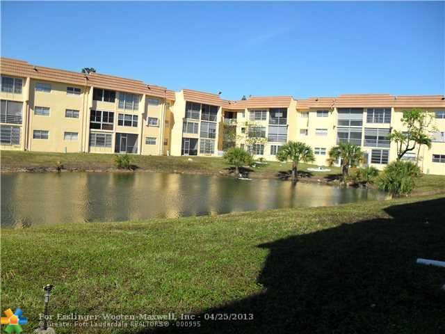 8465 SUNRISE LAKES BL # 206, Fort Lauderdale, FL 33322