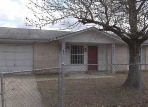 8430 Standing Rock St, San Antonio, TX 78242