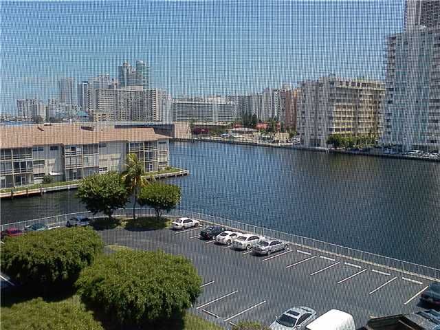 100 GOLDEN ISLES DR # 604, Hallandale, FL 33009