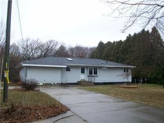 5446 18th Rd, Escanaba, MI 49829