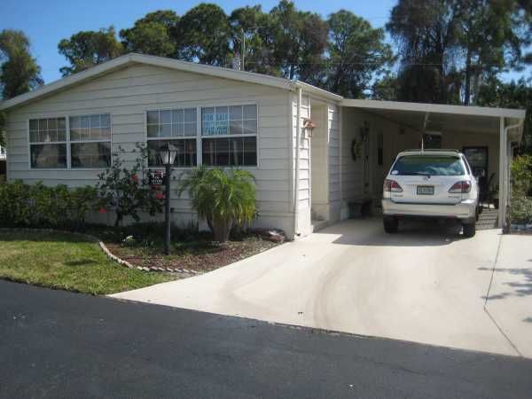 535 NE Sapphire Way, Jensen Beach, FL 34957