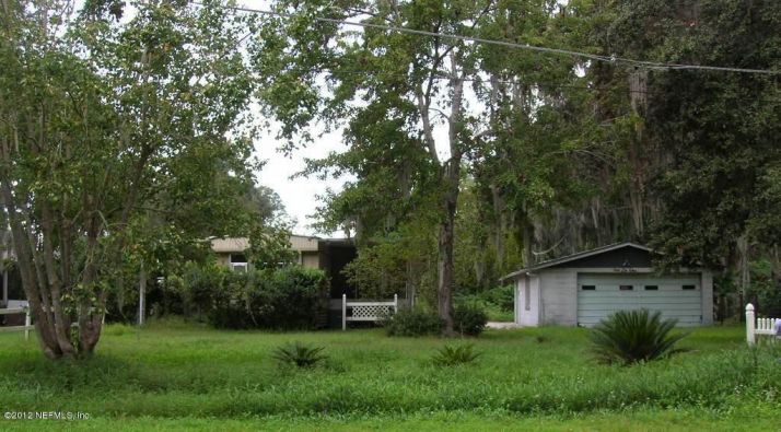 105 Lake Shore Lane, Crescent City, FL 32112