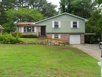 34 Montego Circle, Riverdale, GA 30274