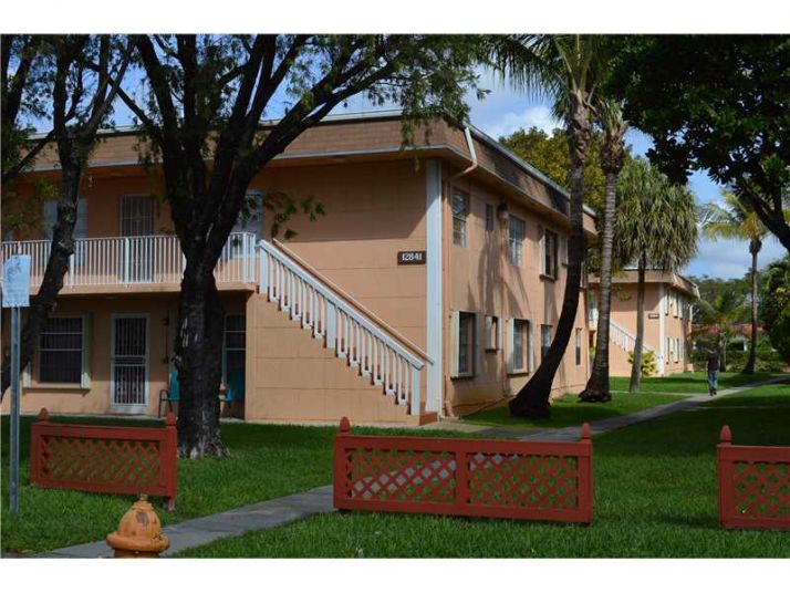 12841 SW 43 DR # 260A, Miami, FL 33175