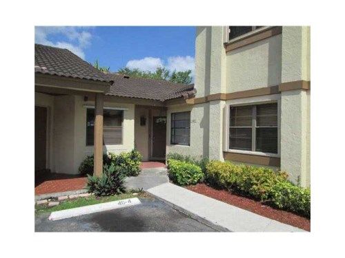 17041 NW 66 CT # CORNER, Hialeah, FL 33015