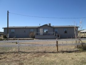 49 Little Cloud Rd, Moriarty, NM 87035