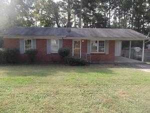 464 Pinecrest Dr, Riverdale, GA 30274