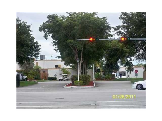 13181 SW 11 CR # 0, Miami, FL 33184