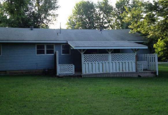 407 S Main St, Willard, MO 65781