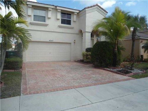 4943 SW 163RD AV, Hollywood, FL 33027