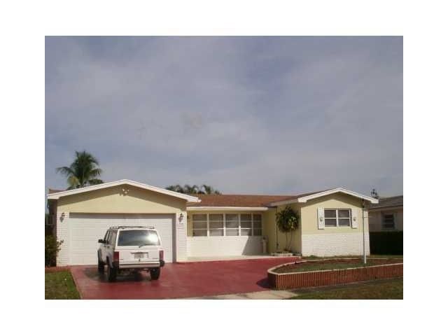 5513 ROOSEVELT ST, Hollywood, FL 33021