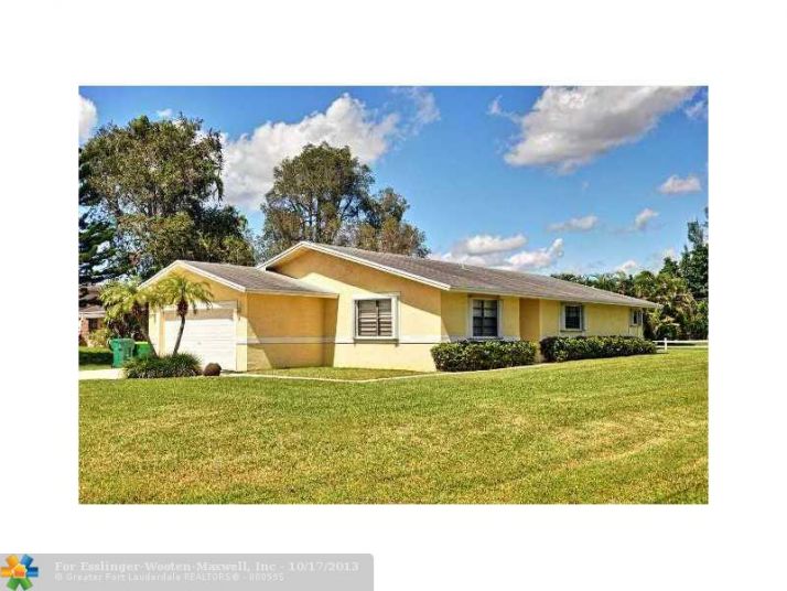 11801 NW 27TH CT, Fort Lauderdale, FL 33323
