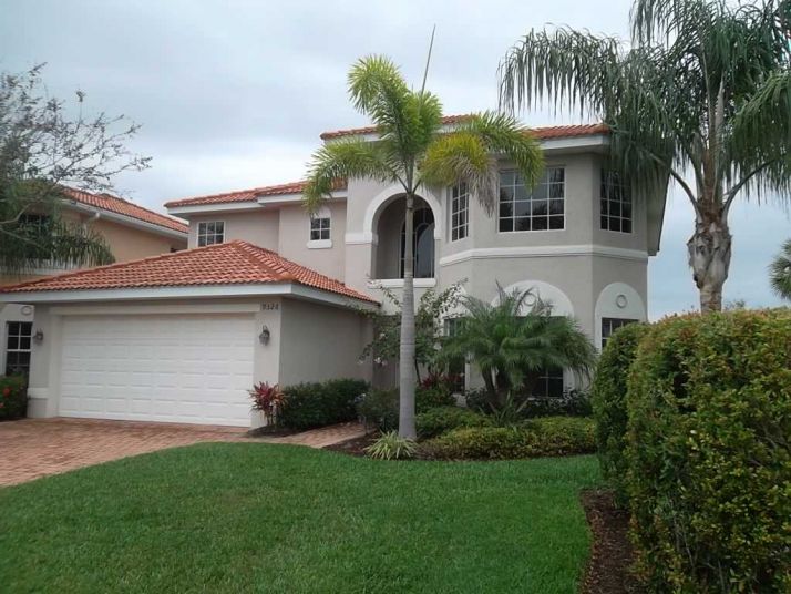 9326 La Bianco St, Fort Myers, FL 33967