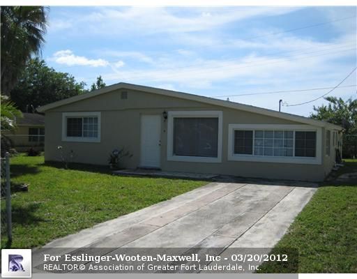 5830 FARRAGUT DR, Hollywood, FL 33021