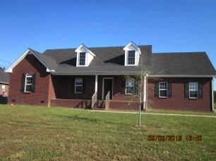 1404 Auldridge Dr, Christiana, TN 37037