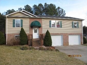 5480 Peaceful Ln, Granite Falls, NC 28630