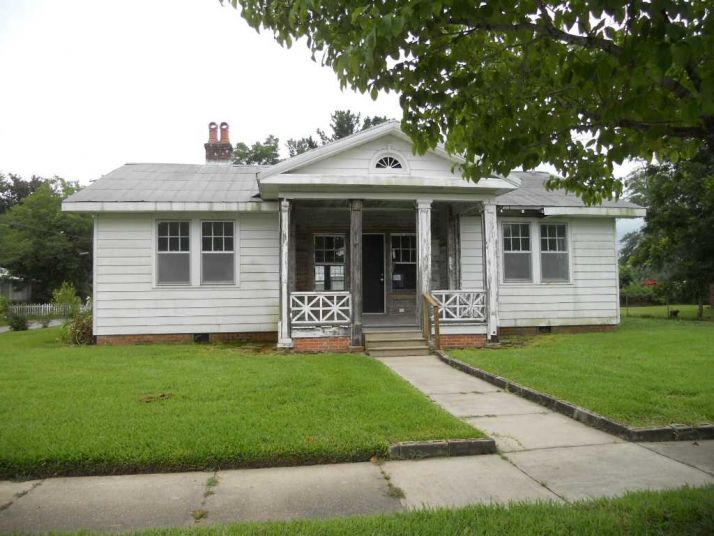 90 Grant St, Mobile, AL 36611