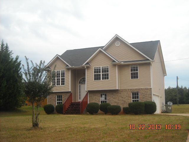 686 Inman Rd, Hampton, GA 30228