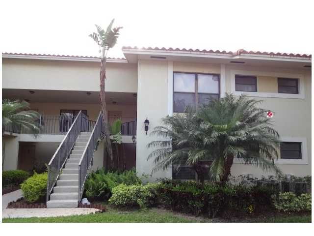 1600 Windorah Way Apt D, West Palm Beach, FL 33411