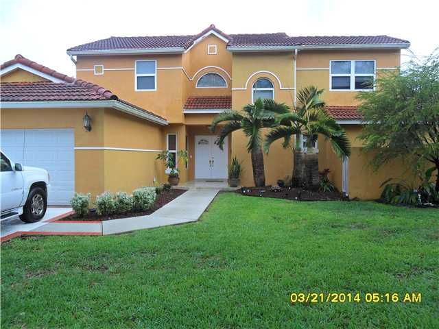 19300 NW 89 CT, Hialeah, FL 33015