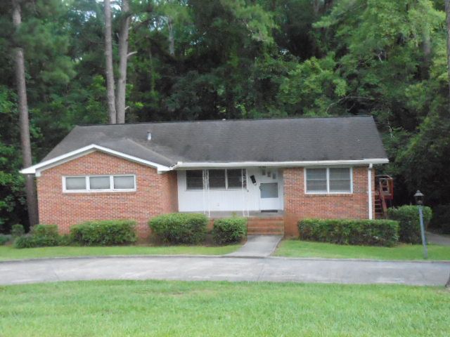 2756 Pierce Dr S, Macon, GA 31204