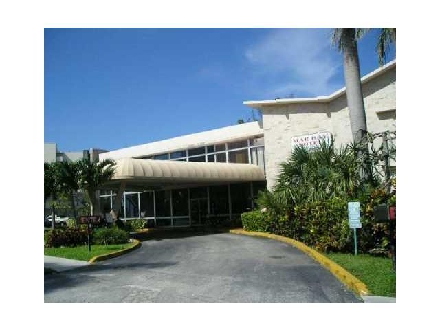 26 DIPLOMAT PW # 2216, Hallandale, FL 33009