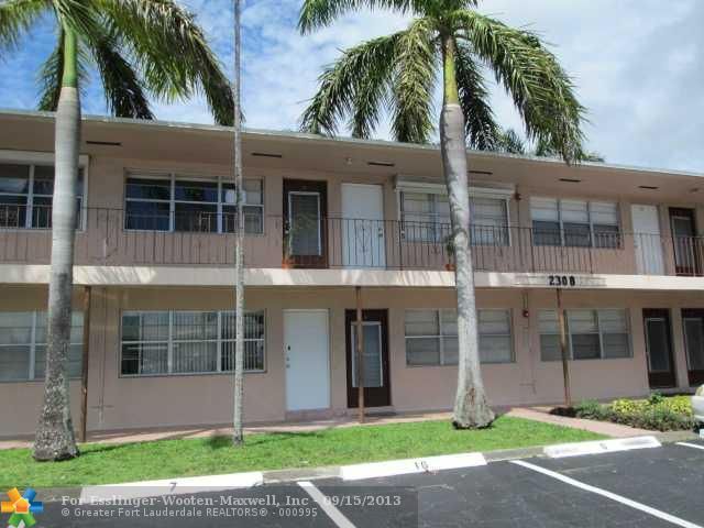 230 SW 11th Ave # 17, Hallandale, FL 33009