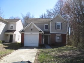 6813 Wallace View Ct, Charlotte, NC 28212