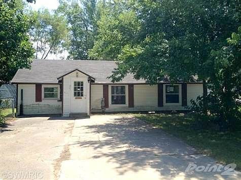 Maple St South, Hartford, MI 49057